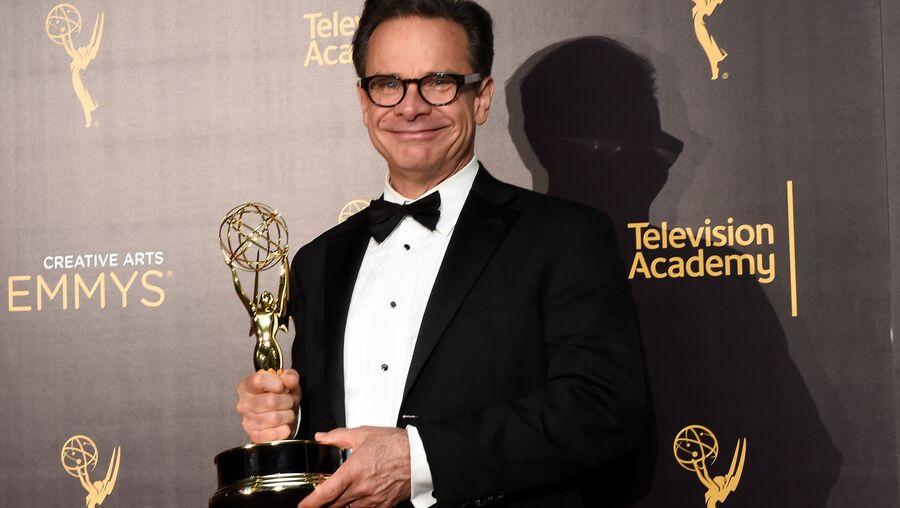 Peter Scolari