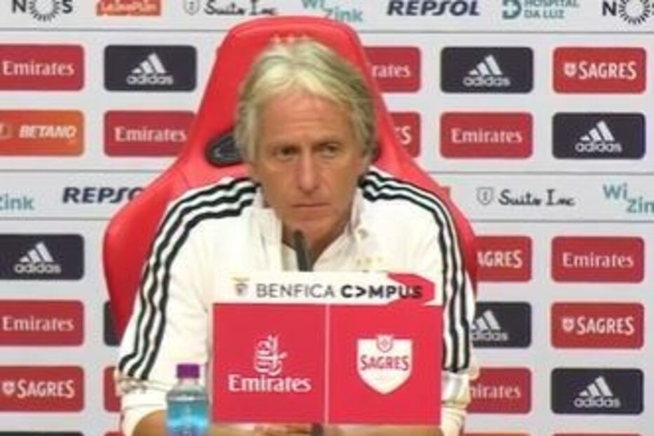CMTV insiste e questiona Jorge Jesus: “Se quiser, responde…”