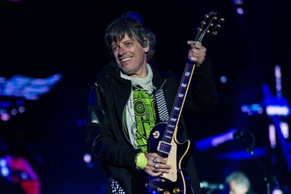 Zé Pedro, Xutos e Pontapés