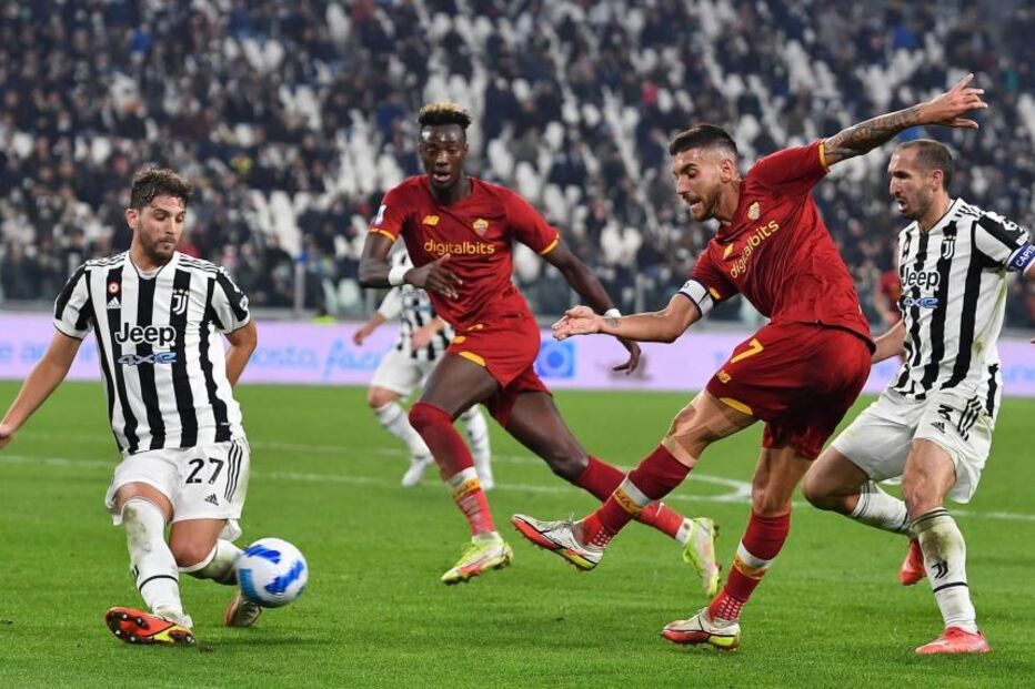 Juventus vence Roma do treinador José Mourinho e Rui Patrício