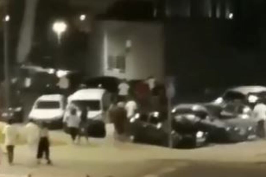 Jovens envolvem-se em desacatos no exterior de discoteca em Rio Maior