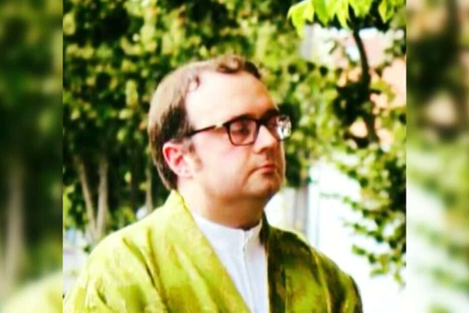 Padre de Viseu que trocou mensagem com rapaz nega ser pedófilo