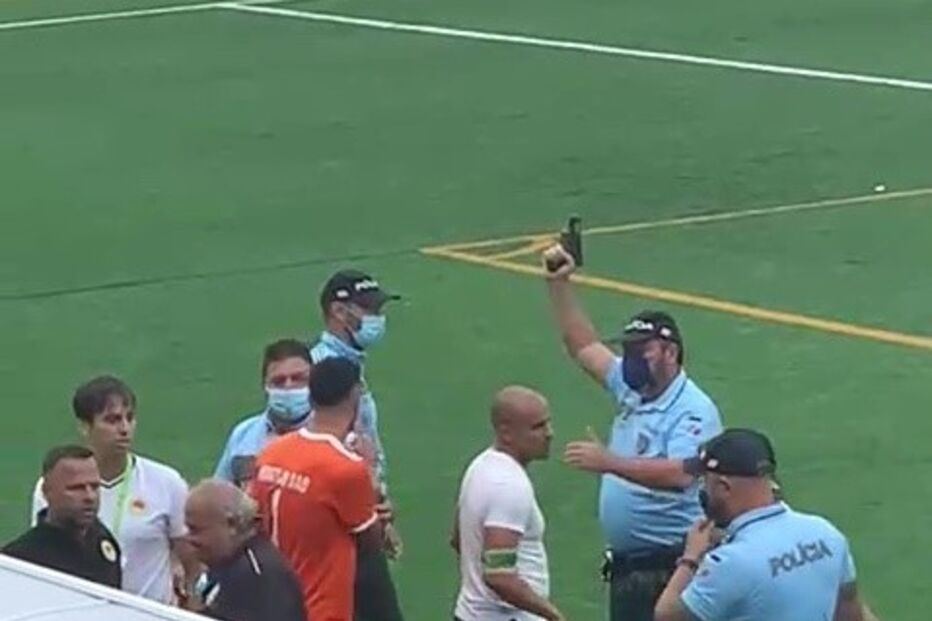 Processos disciplinares para agentes da PSP que dispararam para o ar em jogo de futebol 