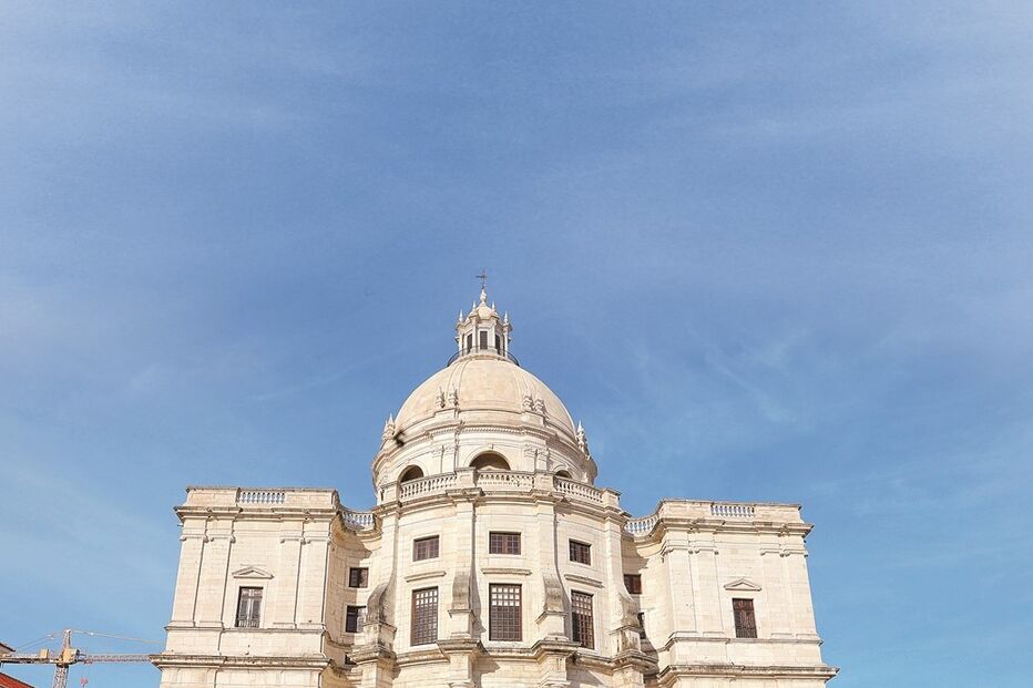 A partir de hoje, Aristides de Sousa Mendes (1885-1954) vai estar representado no Panteão Nacional, ao lado de outras figuras ilustres do nosso país
