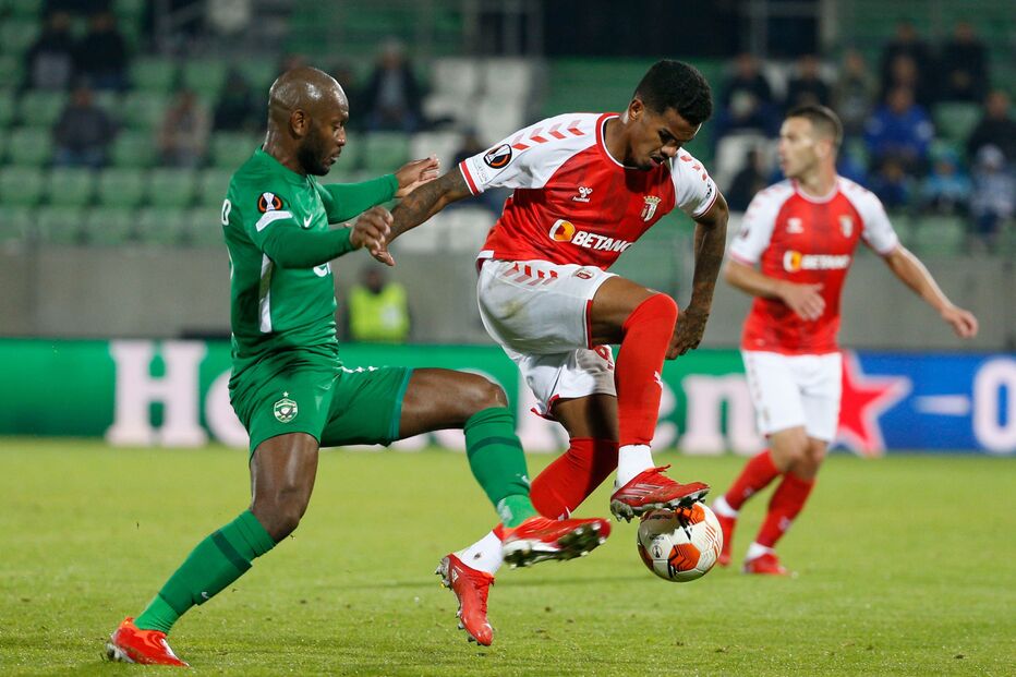 2021-10-21T181445Z_1852564327_UP1EHAL1EOJBY_RTRMADP_3_SOCCER-EUROPA-LUD-SBR-REPORT.JPG (11653989) (Milenium)