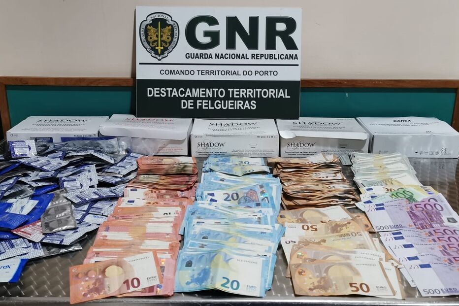 GNR apreende 4 mil preservativos em casa de alterne de Lousada