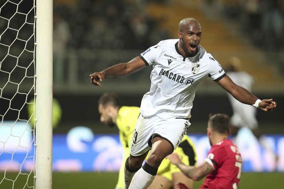 Óscar Estupiñán, do V. Guimarães