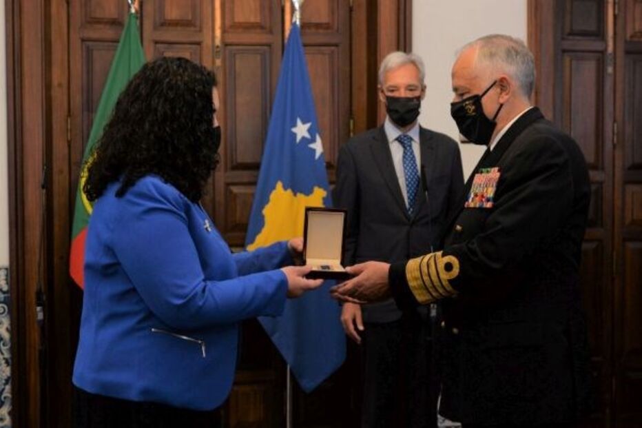 Presidente do Kosovo homenageia militares das Forças Armadas Portuguesas 