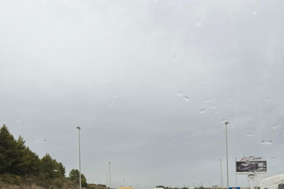 Acidente provoca longas filas na A1, junto às portagens de Alverca 