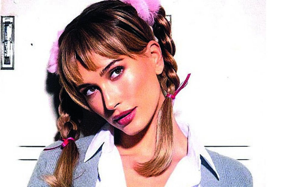 Hailey Bieber vestiu-se de Britney Spears 