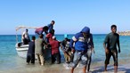 Pelo menos 75 migrantes morrem num dos piores naufrágios do ano no Mediterrâneo