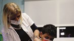 Governo anuncia vacinas Covid para 637 mil crianças 
