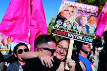 Centenas de fãs manifestaram-se pela liberdade de Britney Spears