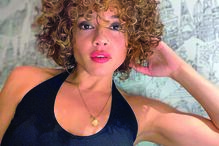 Sophia Urista é a vocalista dos Brass Against e fez agora saltar o grupo para as primeiras páginas dos jornais