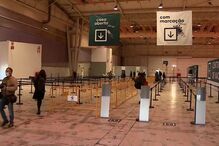 Centro de vacinação na FIL