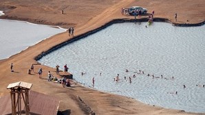 Piscina oceânica montada em Cabo Verde para educar e criar campeões de natação
