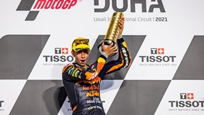 Espanhol Pedro Acosta sagra-se campeão mundial de Moto3 aos 17 anos