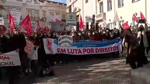 Trabalhadores da Santa Casa de Lisboa em protesto por atualização de salários e direitos