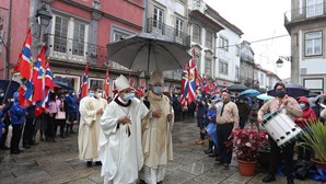 "Grande alegria" na entrada solene do novo bispo D. João Lavrador na Sé de Viana