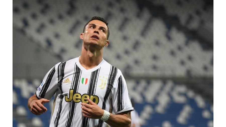 Em causa contrato que Cristiano Ronaldo celebrou com a Juventus em 2018 