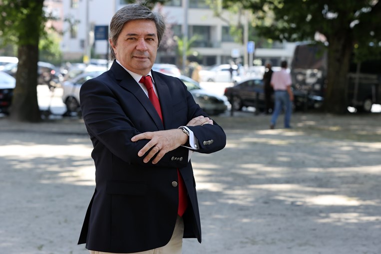 Paulo Morais é o líder da Frente Cívica e colunista do CM