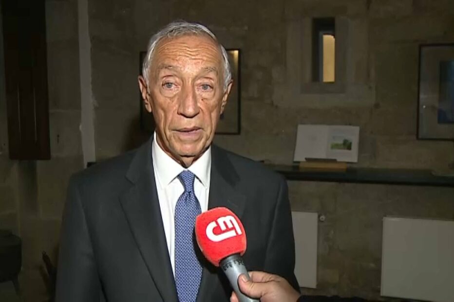 Esquerda e direita pressionam Marcelo para eleições em janeiro