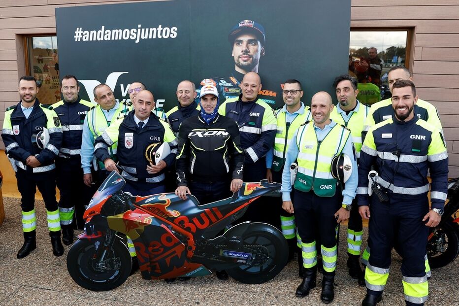 Miguel Oliveira, KTM, militares da GNR