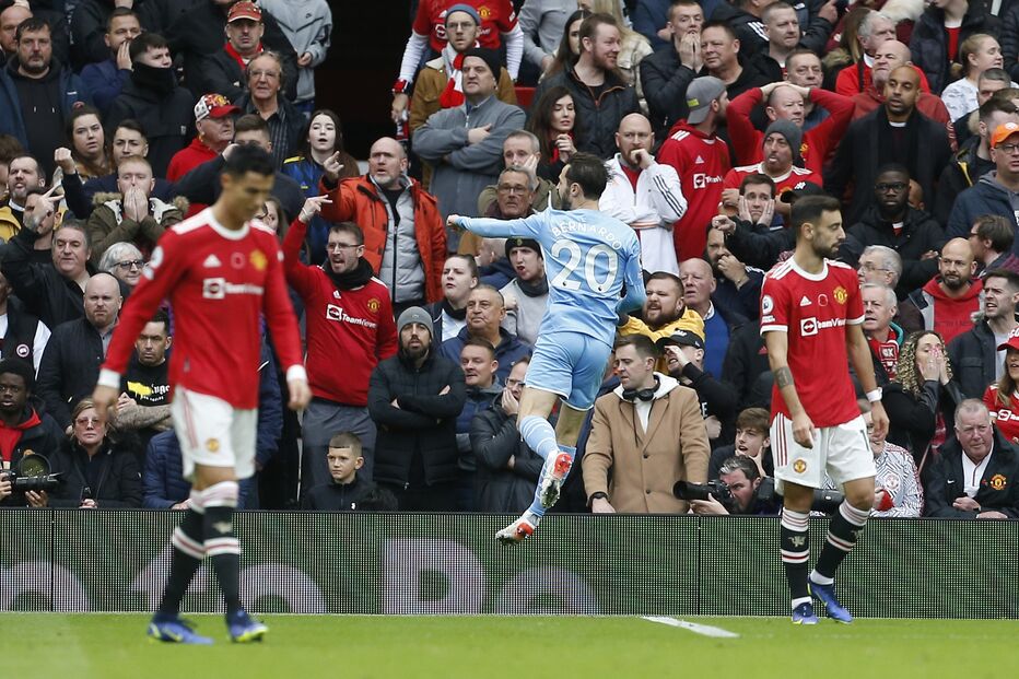 Bernardo Silva a festejar o golo