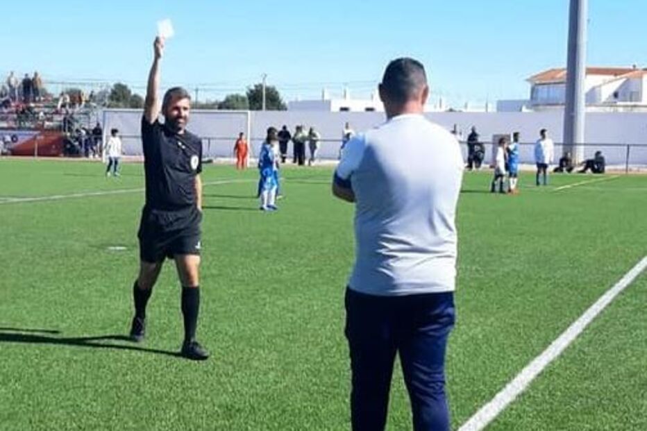 O treinador de benjamins d'