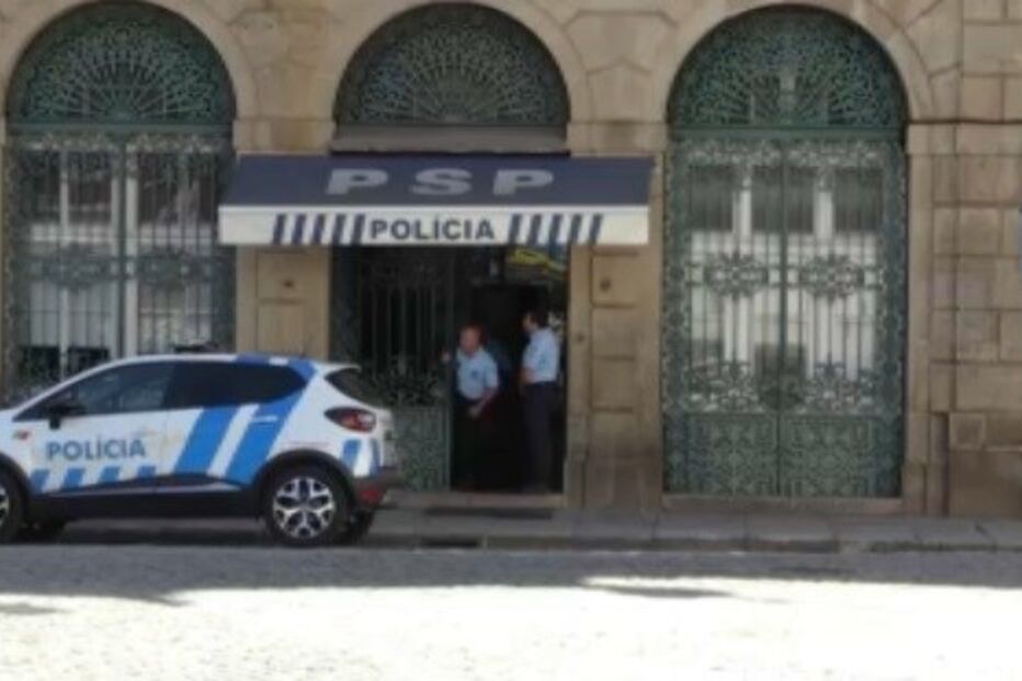 Tribunal De Instrução Criminal Do Porto