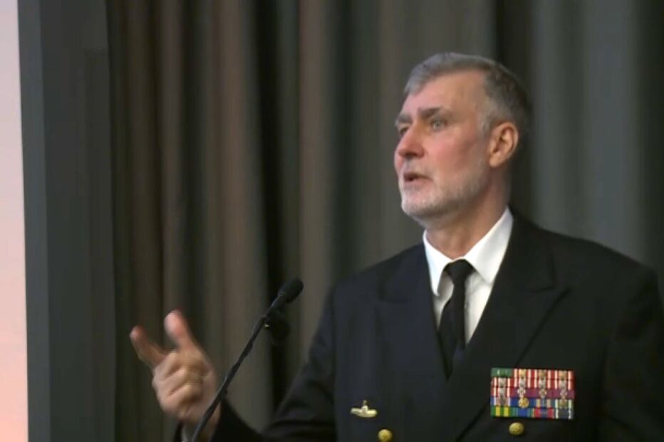 Vice-almirante teme recuo no processo de vacinação da Covid-19