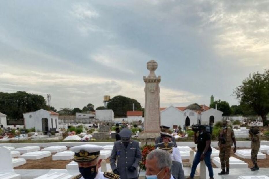 Chefe do Estado-Maior-General das Forças Armadas presta homenagem a militares portugueses sepultados na Guiné-Bissau