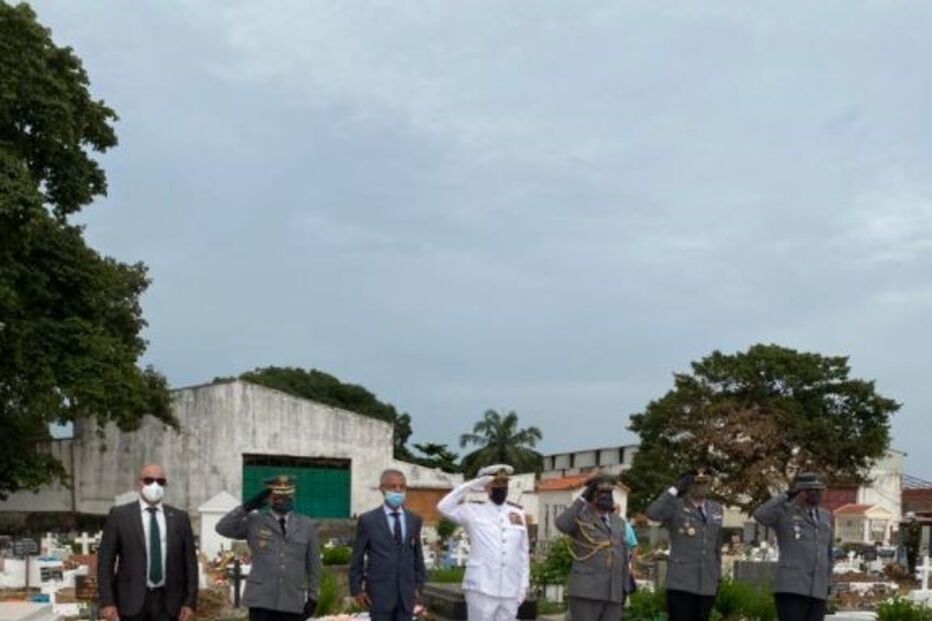 Chefe do Estado-Maior-General das Forças Armadas presta homenagem a militares portugueses sepultados na Guiné-Bissau
