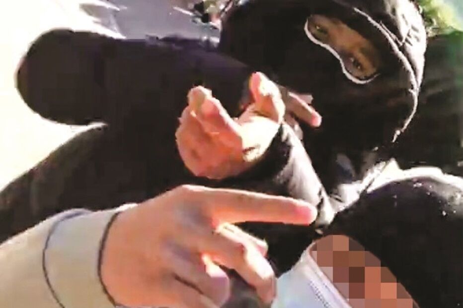 De cara tapada e com apelos à violência: O vídeo do concerto que levou a disparos em escola de Loures