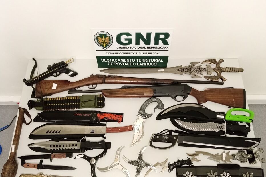 2021-11-18_09_24_43 GNR Braga - Apreensão armas proibidas.jpg