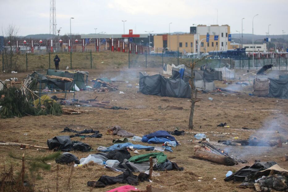 Um dos acampamentos abandonados junto à fronteira entre a Bielorrússia e a Polónia