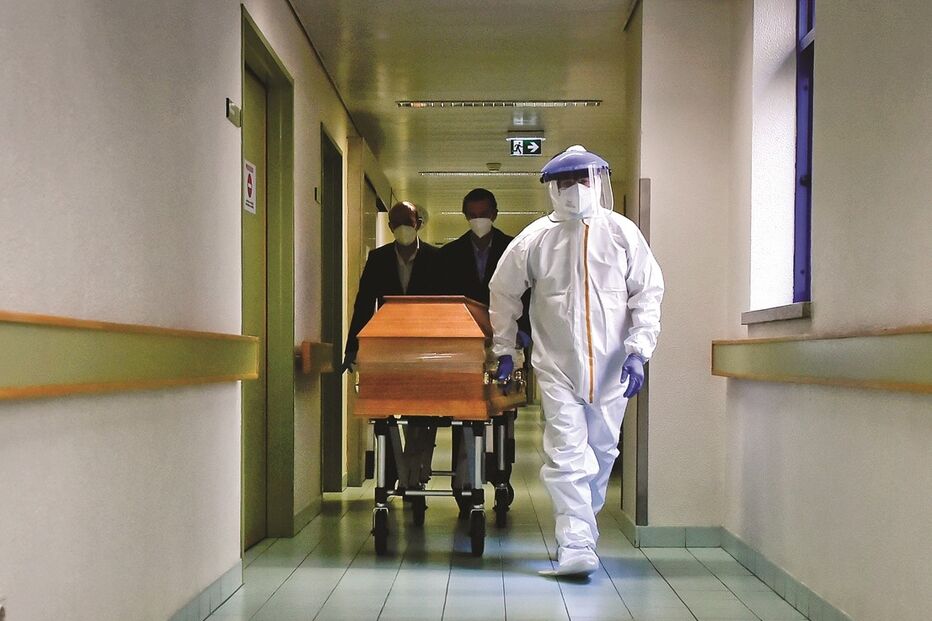 Este mês registaram-se mais óbitos extra-Covid que no mesmo período de 2020