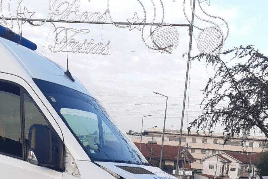 Acidente aparatoso com ambulância