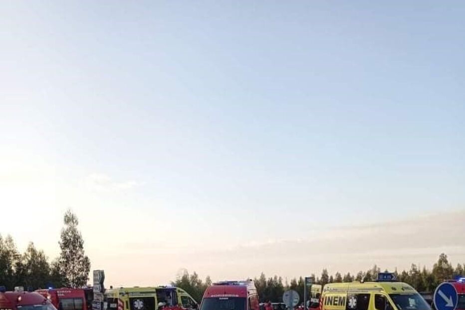 Sete feridos em colisão frontal entre dois carros em Águeda