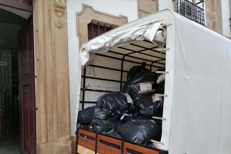 PSP e ASAE apreendem mais de 114 mil euros de artigos contrafeitos no mercado de Portalegre