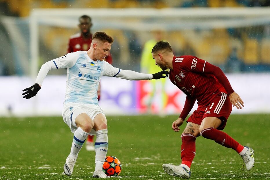 Jogo com neve, em Kiev