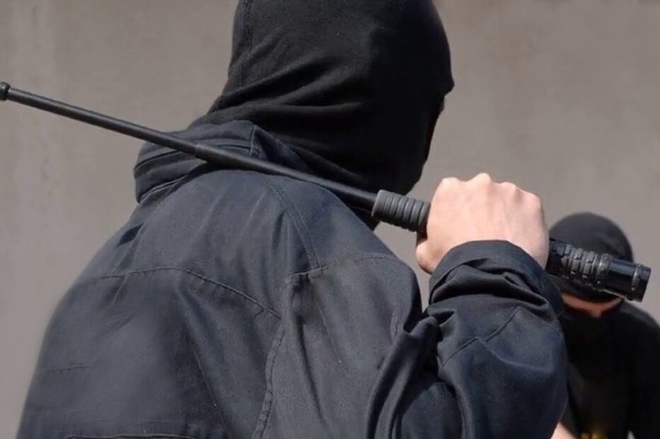 Bastão extensível é arma ilegal 