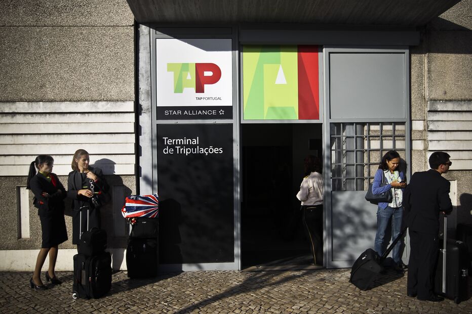 Tribunal determina a reintegração de 12 tripulantes despedidos em 2018