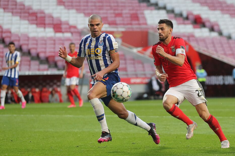 Pepe , do FC Porto, e Pizzi (Benfica) tem reencontro marcado para dezembro e logo com dose dupla