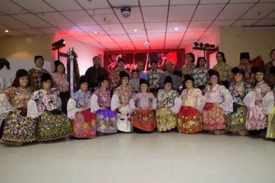 Portugueses no Canadá querem bater recorde do Guinness a dançar vira minhoto