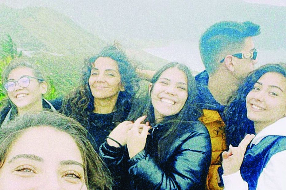 Carolina acompanhada pelos irmãos. Registos foram partilhados online 