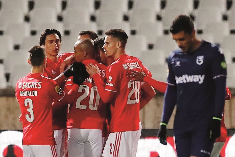 Benfica marcou sete golos num jogo completamente atípico   