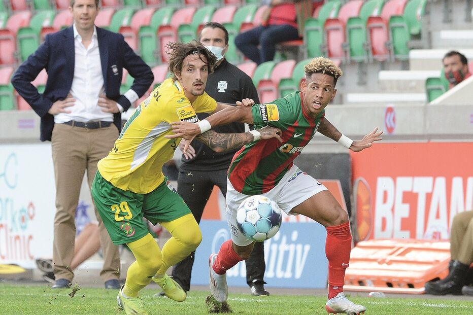 /fotosgeral/Fotos/2-41347445 (12089034) (Milenium)