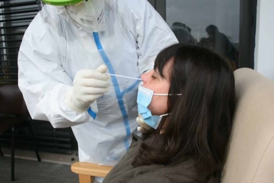 Faltam autotestes à Covid-19 em farmácias e supermercados