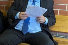 Advogado de João Rendeiro a consultar o processo